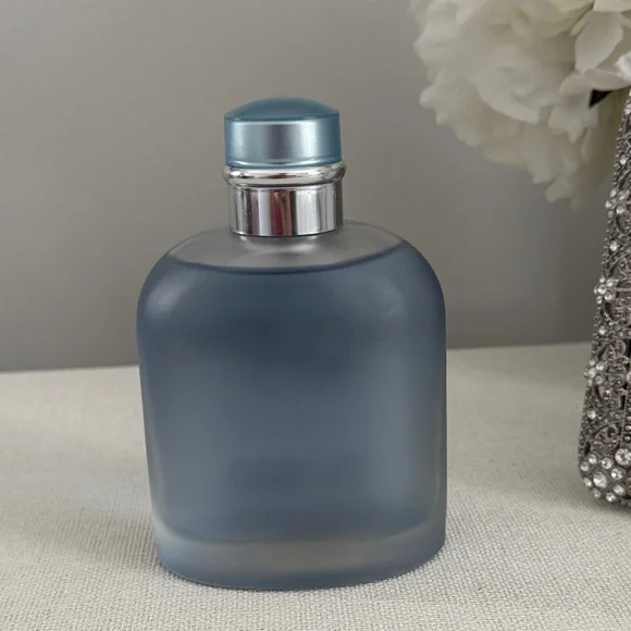 Dolce & Gabbana Light Blue Eau Intense Pour Homme - Frosted Blue & Silver - Picture 5 of 6
